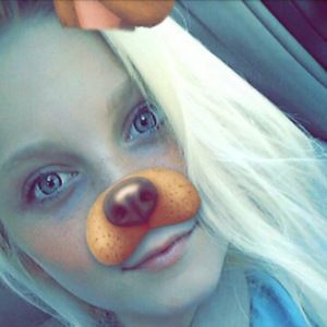 Meet your Posher, Caity